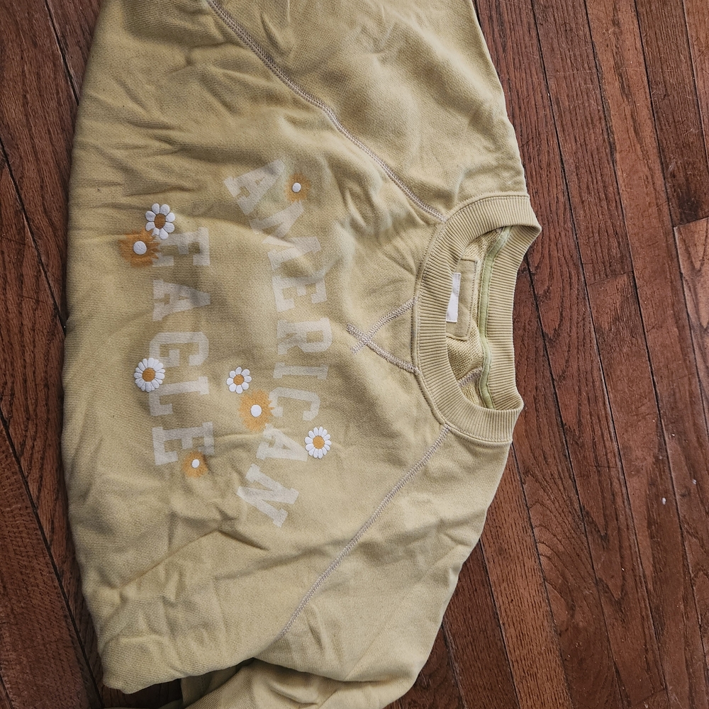 American Eagle Outfitters Yellow Daisy Logo Sweatshirt